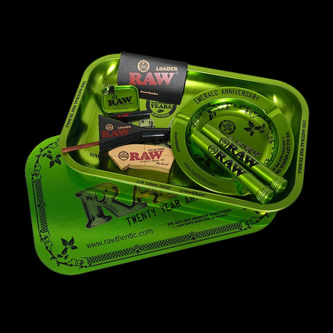 RAW 20th Anniversary Emerald Smokers Kit